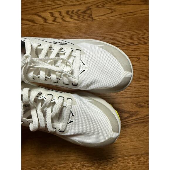 Brooks Draft XC Running Shoe Size 5.5 main image 5